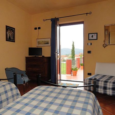 Il Giardino Delle Esperidi Bed and Breakfast Fosdinovo Δωμάτιο φωτογραφία