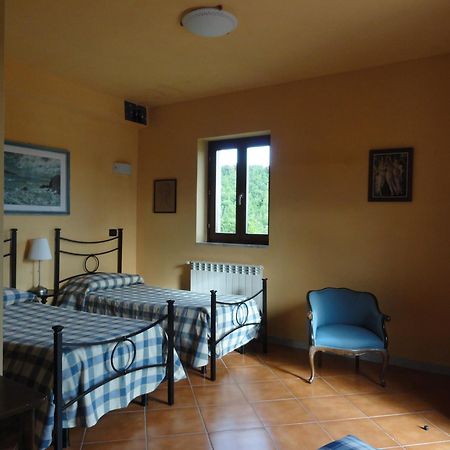 Il Giardino Delle Esperidi Bed and Breakfast Fosdinovo Δωμάτιο φωτογραφία
