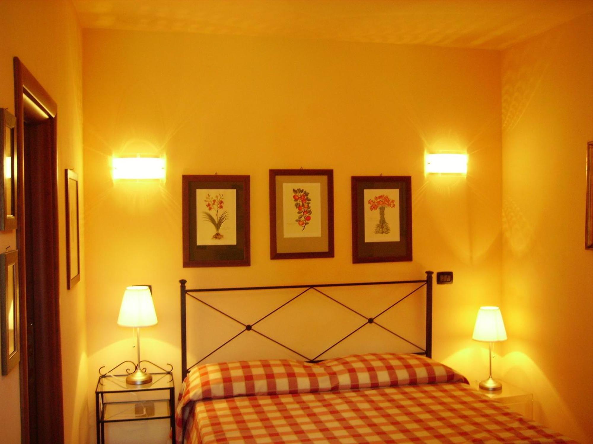 Il Giardino Delle Esperidi Bed and Breakfast Fosdinovo Δωμάτιο φωτογραφία