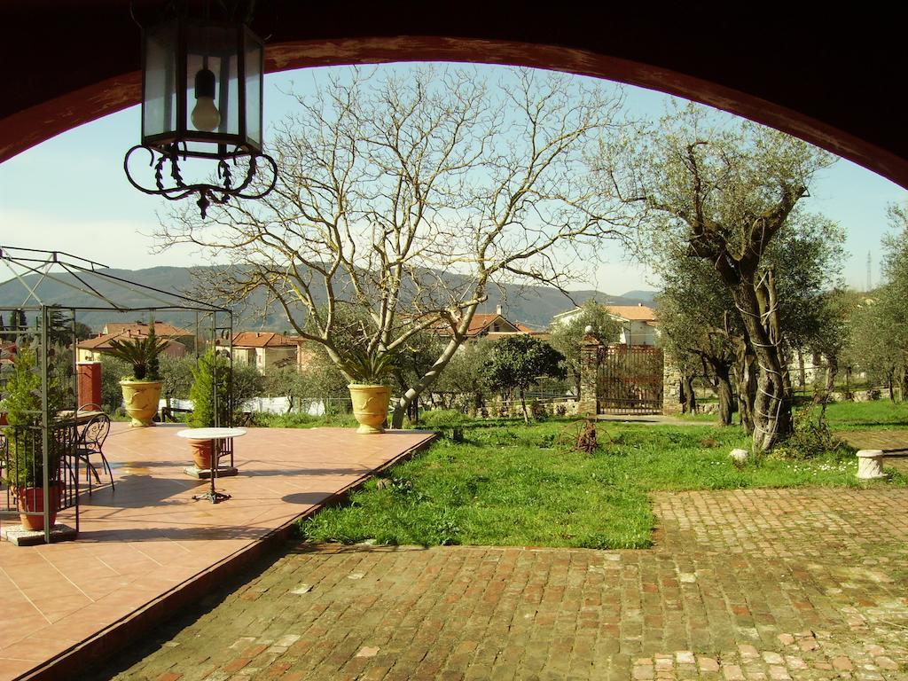Il Giardino Delle Esperidi Bed and Breakfast Fosdinovo Εξωτερικό φωτογραφία